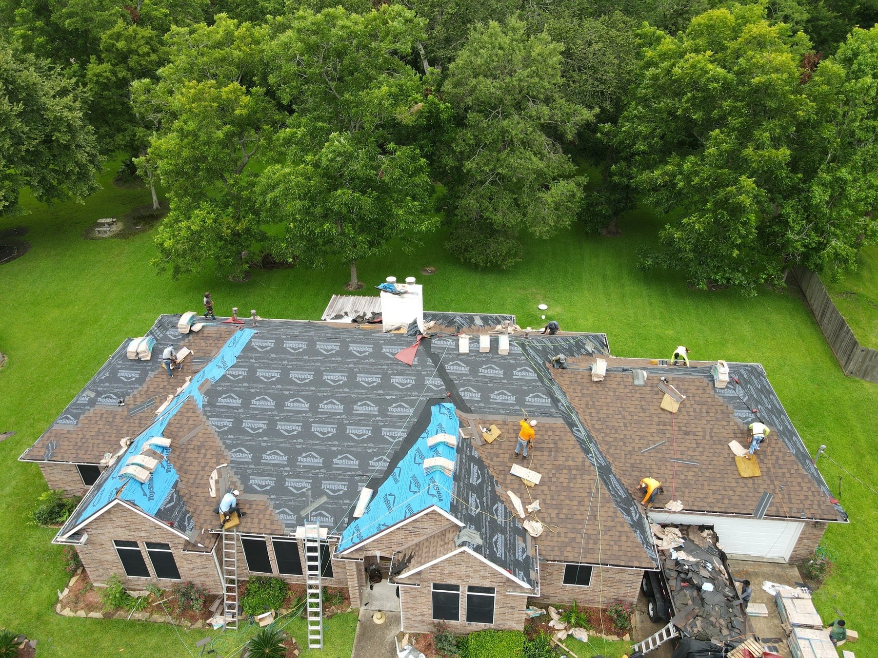 Underlayment installation on residential roof — Orange, Texas (photo 5)