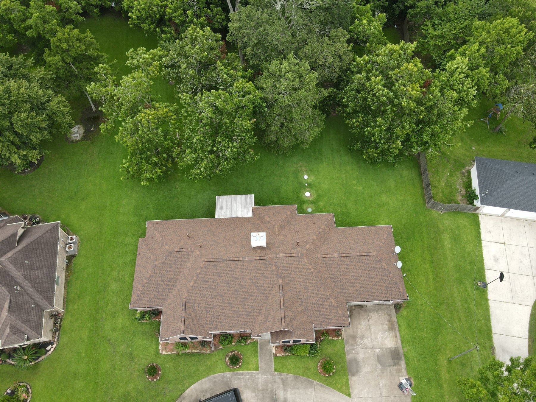Completed residential shingle roof aerial view — Orange, Texas (photo 7)